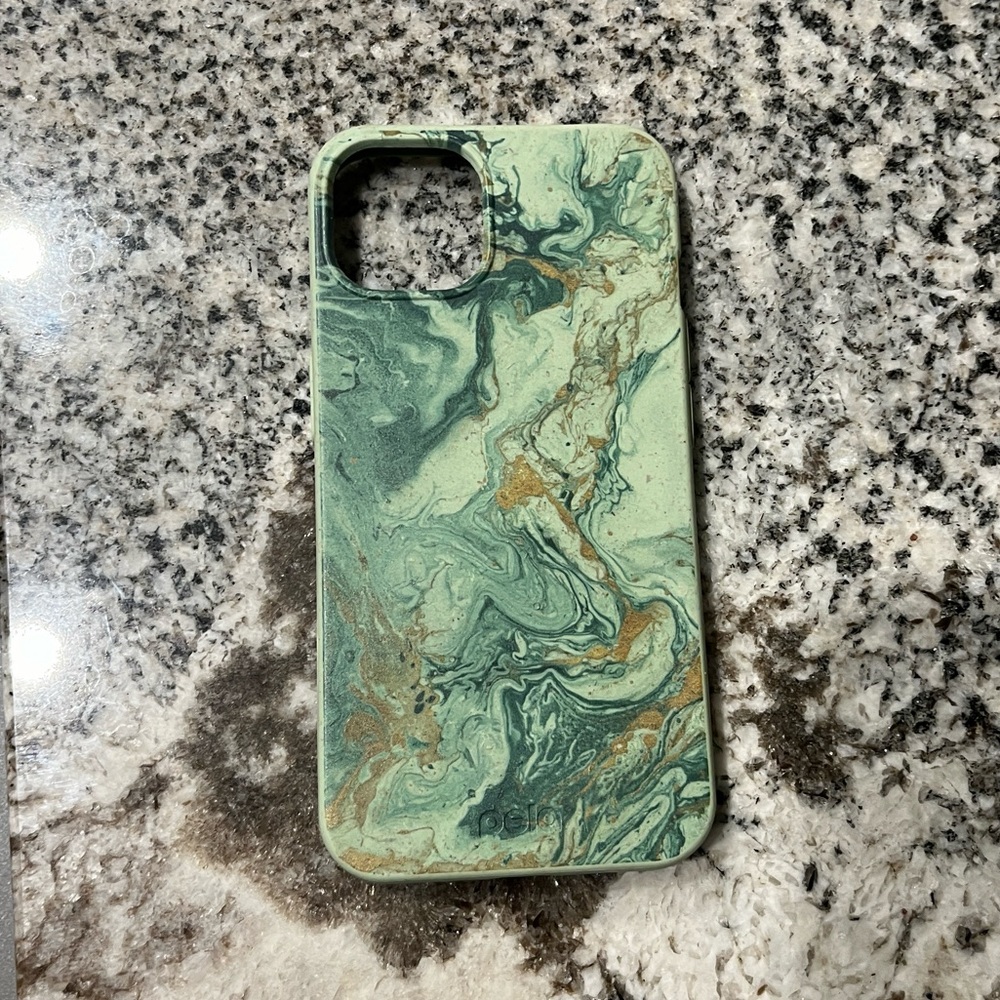 Pela Case- iPhone 13